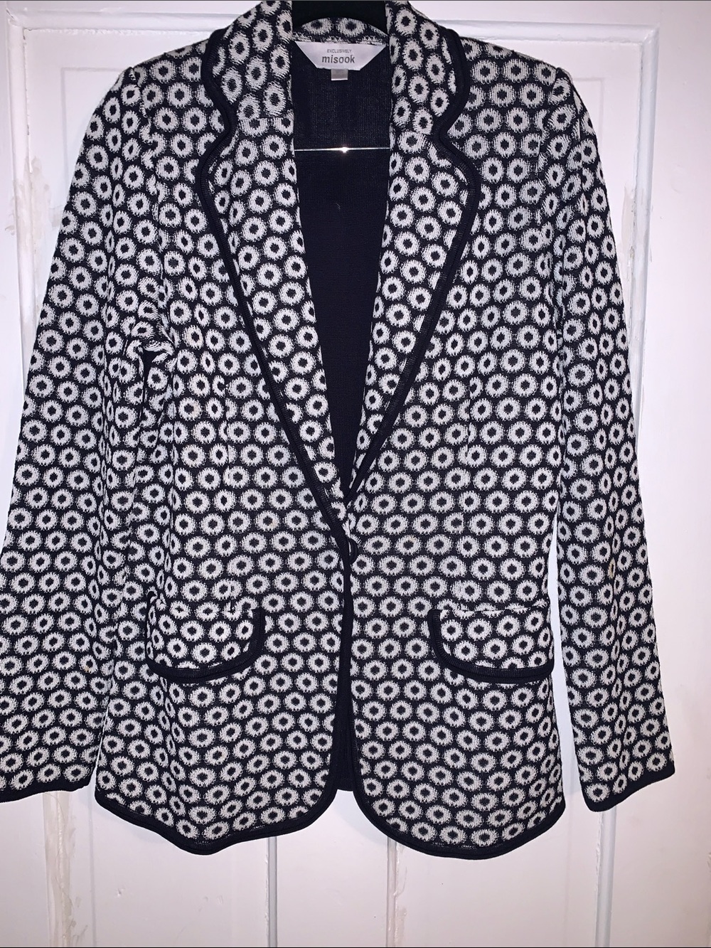 Misook Black & White Geometric Knit Blazer